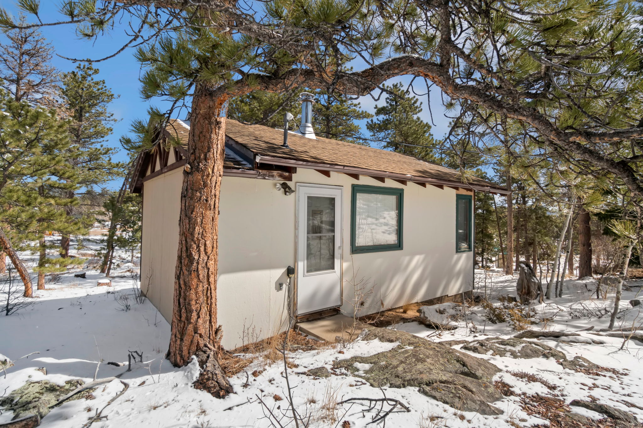26-web-or-mls-76_piney_knolls_dr_26